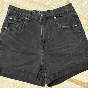 H&M DIVIDED Black Denim Shorts